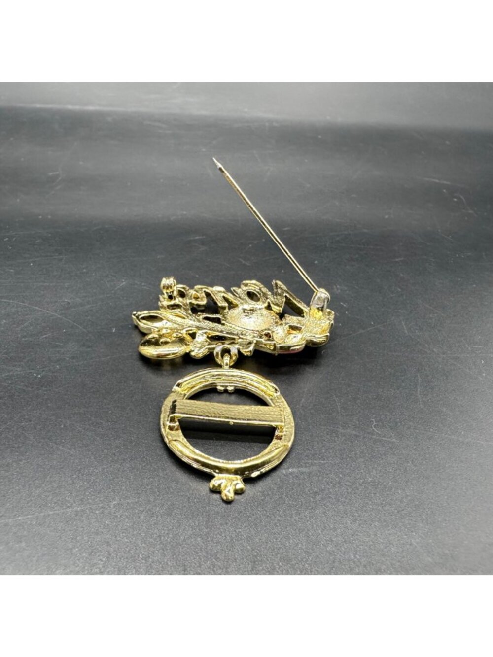 Vintage Nana Photo Holder Brooch Pin Sewing Button Heart Dangling Frame - Picture 3 of 7